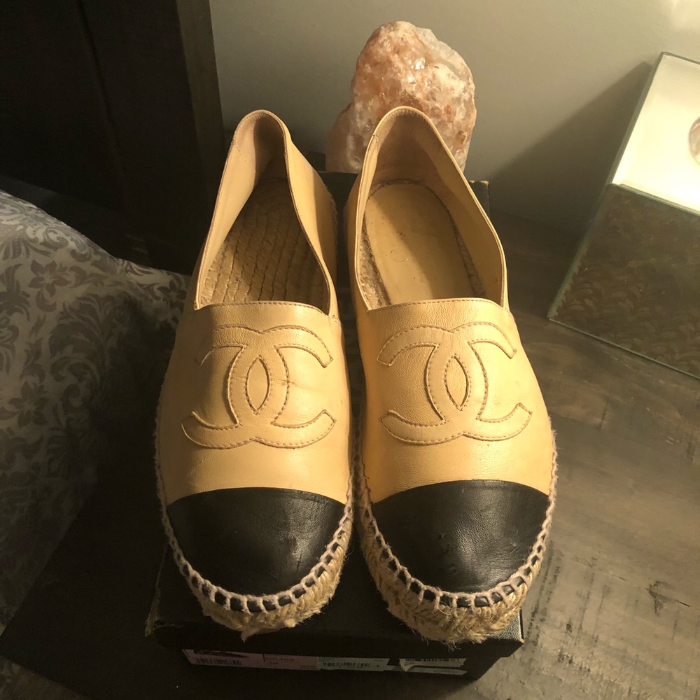 Chanel tan and black leather espadrilles